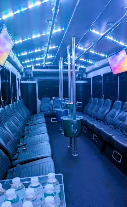 karaoke-kruzin-bus-inside